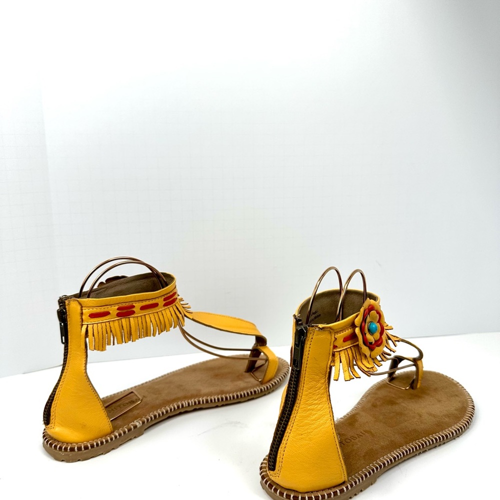Manitobah - Women's Wasaga Ankle Sandals - Picture 6 of 13